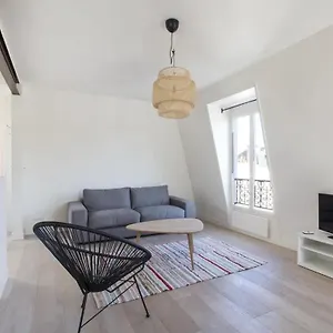  Appartement Sweet Dautancourt Batignolles France