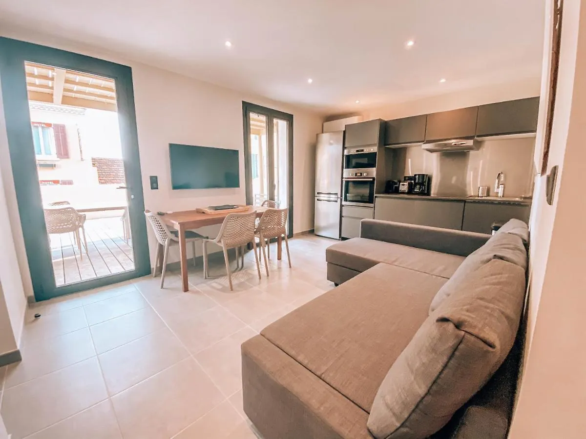 Apartment Appartement 3 Piece Terrasse Coeur De Ville Le Lavandou